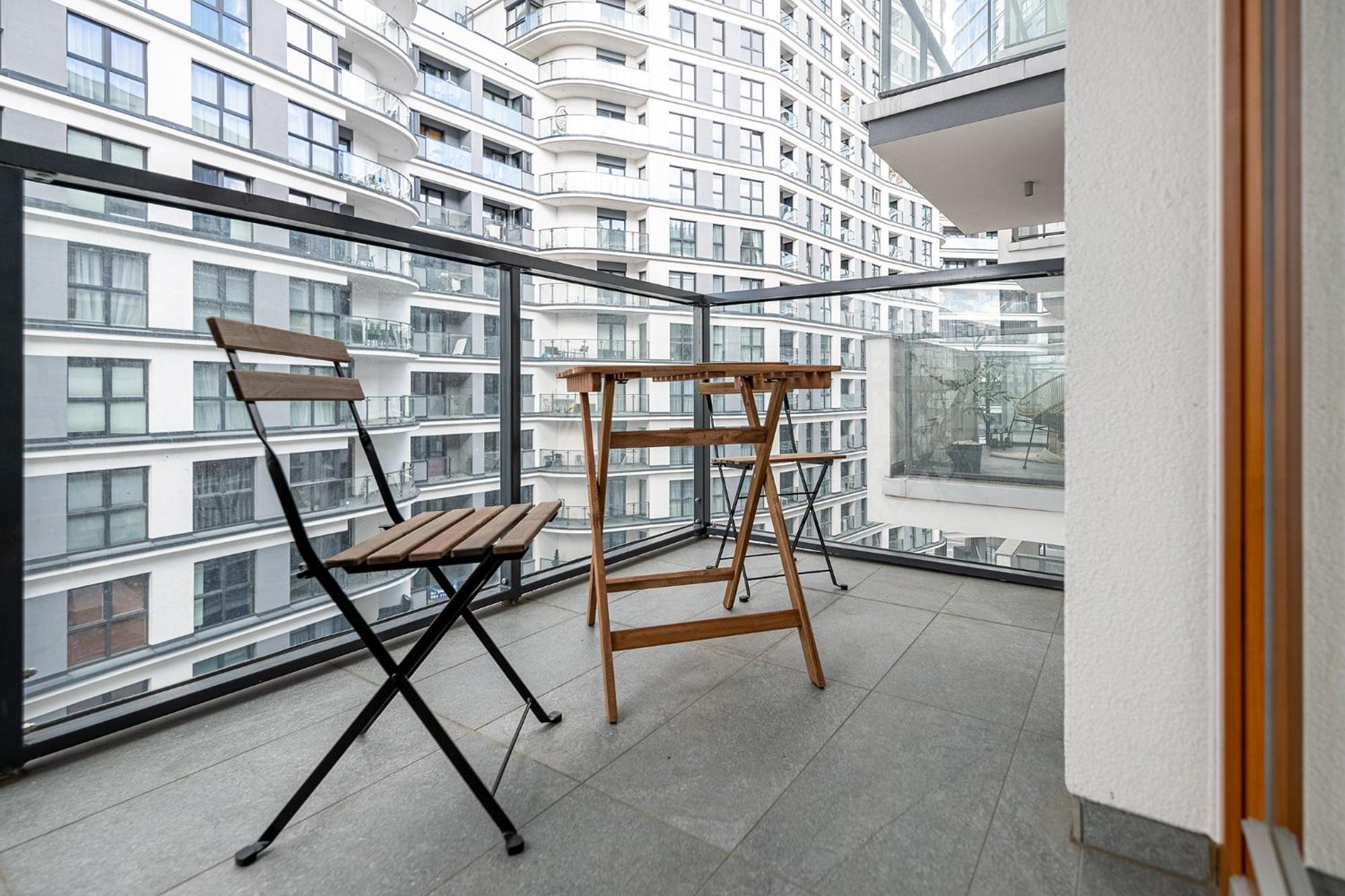 Rentplanet - Apartamenty Kasprzaka Warschau Buitenkant foto
